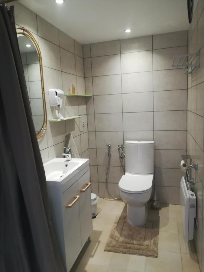 Appartement Avec Jacuzzi Hammam Sauna Privatise Au Rez De Chaussee Ds Maison A Voglans A 2 Kilometres Du Lac Du Bourget En Savoie Entre Chambery Et Aix Les Bains Cure Thermale 客房 照片
