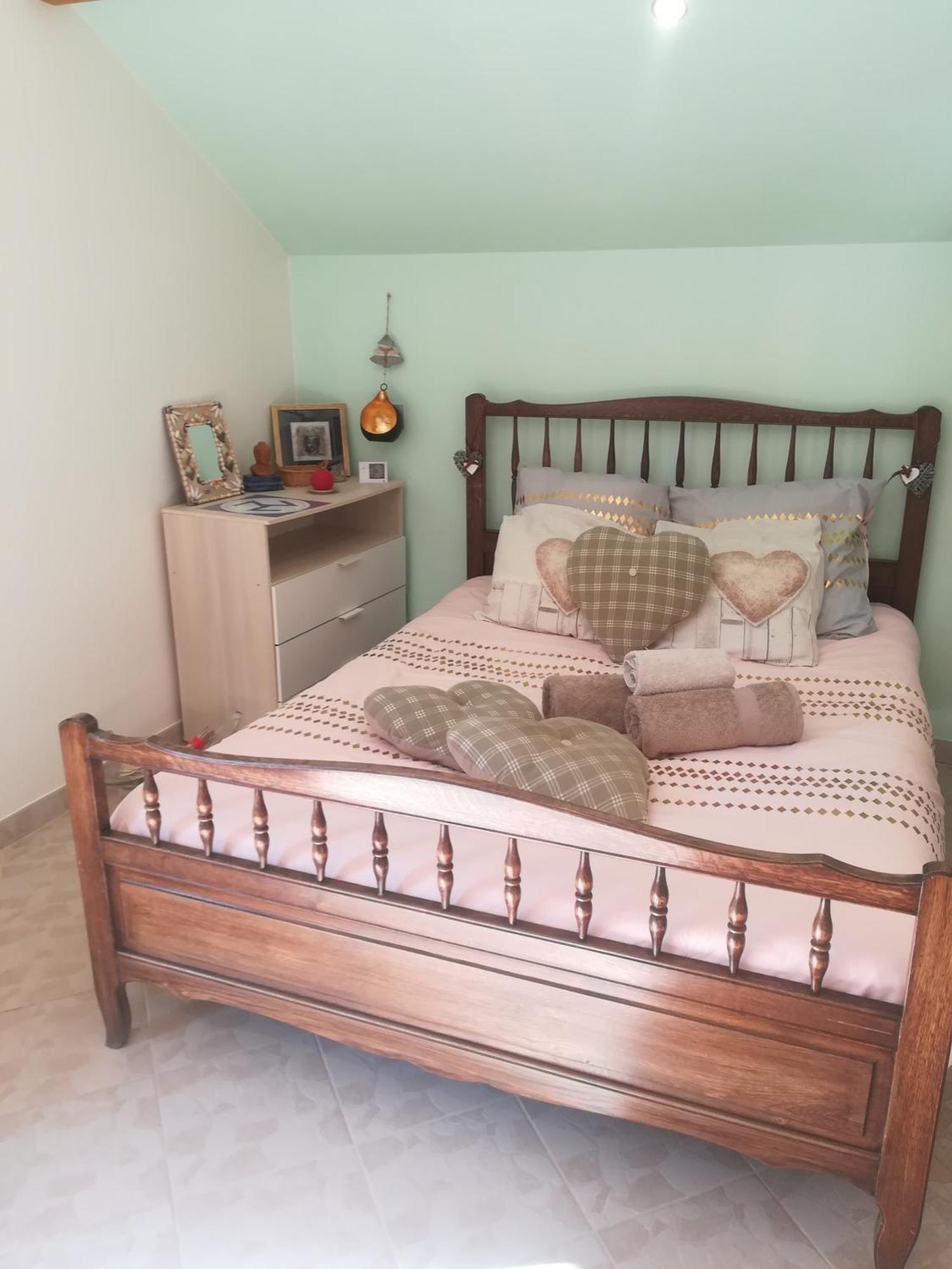 Appartement Avec Jacuzzi Hammam Sauna Privatise Au Rez De Chaussee Ds Maison A Voglans A 2 Kilometres Du Lac Du Bourget En Savoie Entre Chambery Et Aix Les Bains Cure Thermale 客房 照片
